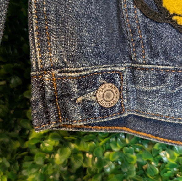 3T GAP x DISNEY Mickey Mouse Jean Jacket - Picture 3 of 5